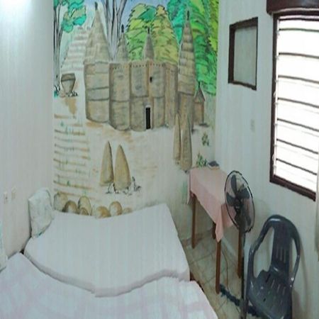 Hotel Marie Antoinette Lomé Habitación foto